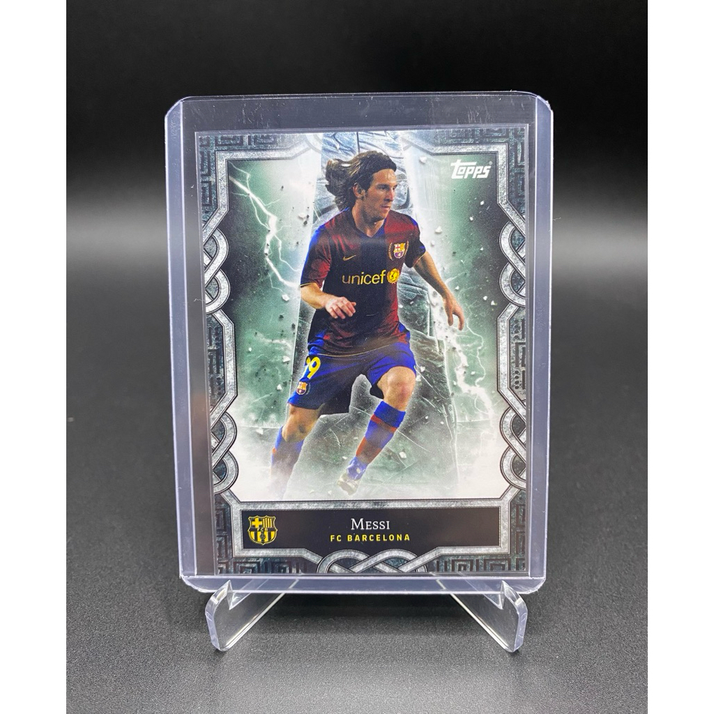 การ์ดฟุตบอล Lionel Messi Monolith Topps FC Barcelona Fan Set 2024/25