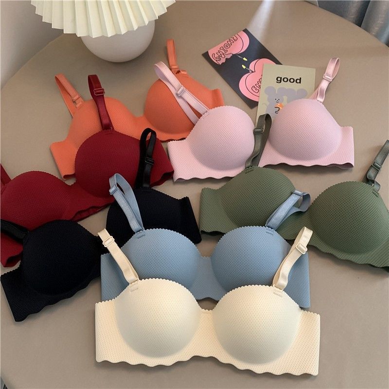 Rilove👙บราเกาะอก ไม่มีห่วงเหล็ก ไม่มีขอบ คัพเอบี ต้องมีสำหรับอกเล็ก ฟองน้ำหนา 1 ซม. 10 สี บราราคาถูก