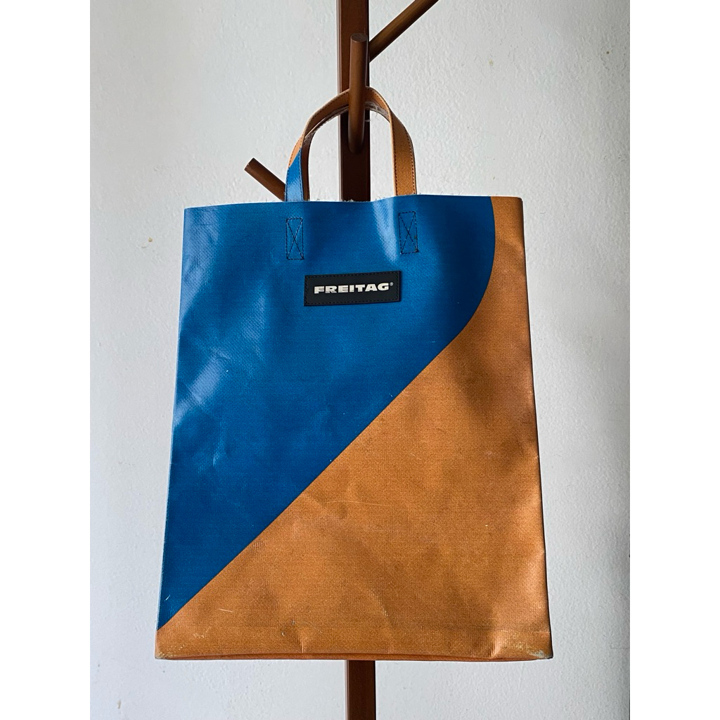 กระเป๋า Freitag รุ่น F52 Miami Vice