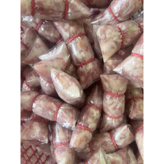 แหนมหมูย่าง 1 ชิ้น 6 บาท อร่อย สดใหม่ทุกวัน