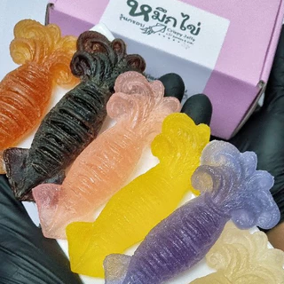 รอบส่ง 14 ส.ค.วุ้นกรอบหมึกไข่ ซื้อแยก40บ/ตัว กล่อง5ชิ้น(155บ.)ถ้ามีสินค้าจะส่งเลย หากไม่มีพรีเดอร์7วัน