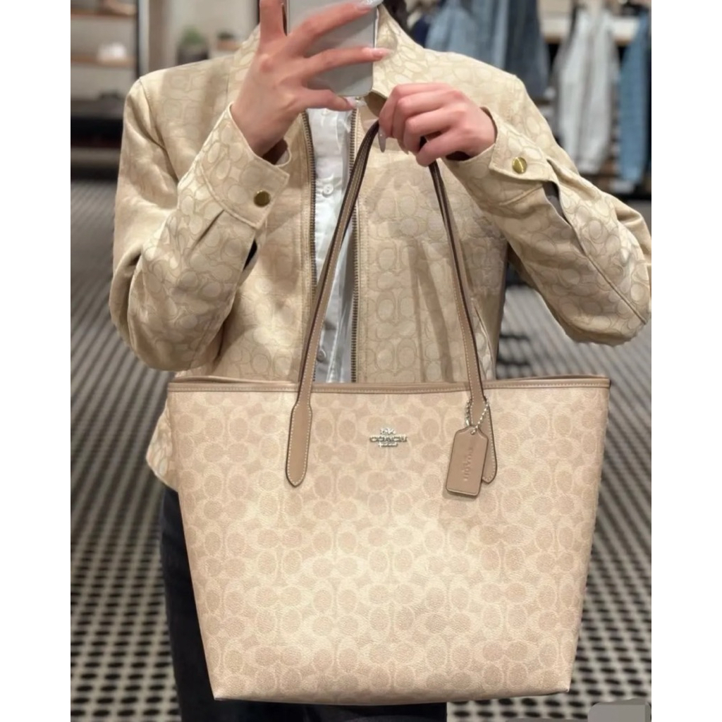 💚แท้💯 พร้อมส่ง💚 Coach Reversible City Tote F36658 / 5696 /