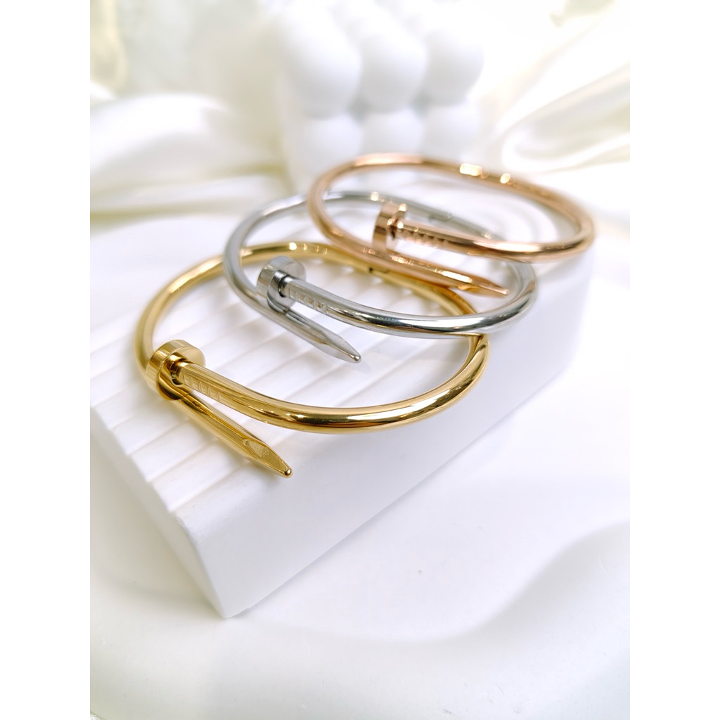 กำไลตะปู สแตนเลสสตีลสุดเท่ 💥 ไม่ลอก ไม่ดำ BL002 - Nananie