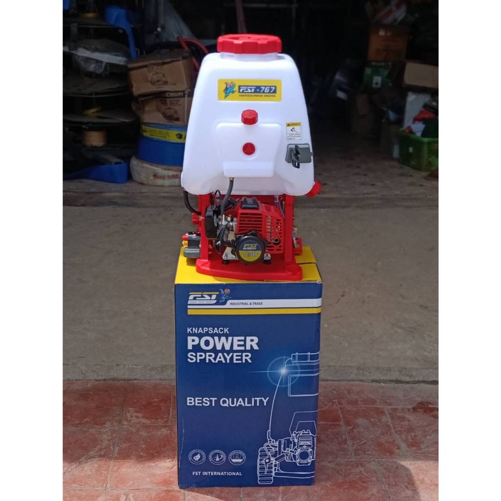 เครื่องพ่นยาสะพายหลัง FST-767 คาร์บูลูกลอย ปั๊มทองเหลืองแท้