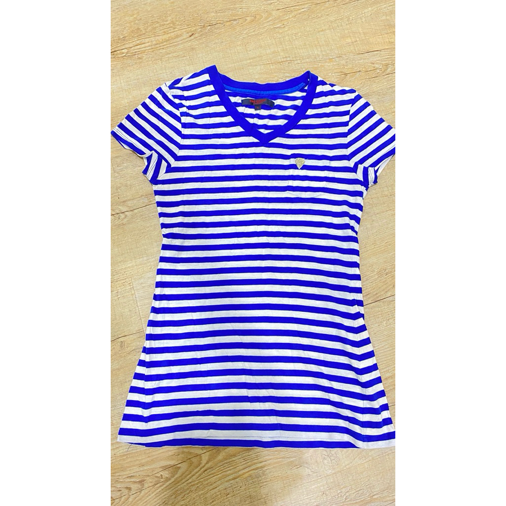 เสื้อยืดคอวี ยี่ห้อ CPS - size S