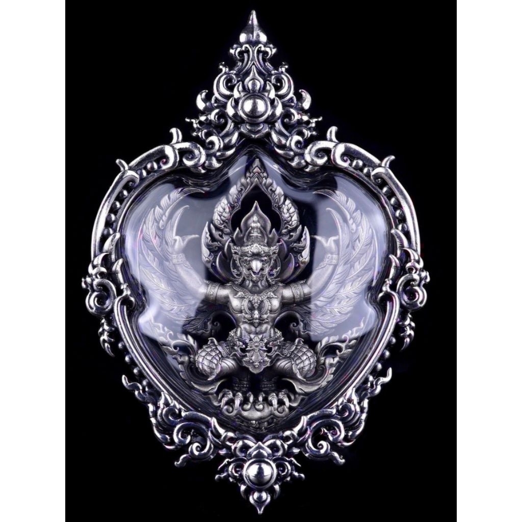 🚩#พญาครุฑ รุ่น #พญาสุบรรณราชันย์ ปี 2567 🔸️รายการที่ 13 เนื้อไวท์บรอนซ์รมซาติน((+)) เลี่ยมกรอบไวท์บรอนซ์รมซาติน