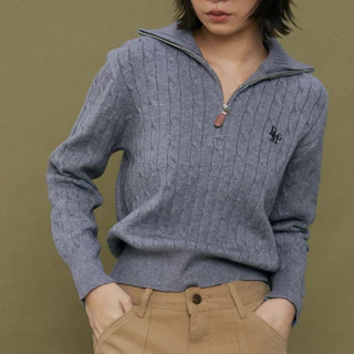 (พร้อมส่ง)Bemingtop974(S-M)-Half Zip Cable Knit – เสื้อไหมพรมคอซิปทรงสวย เท่ได้ ละมุนก็ได้