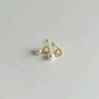 Socrush.bkk | LOVEBUD earrings | SE-011 | ต่างหู มุก หัวใจ มินิมอล