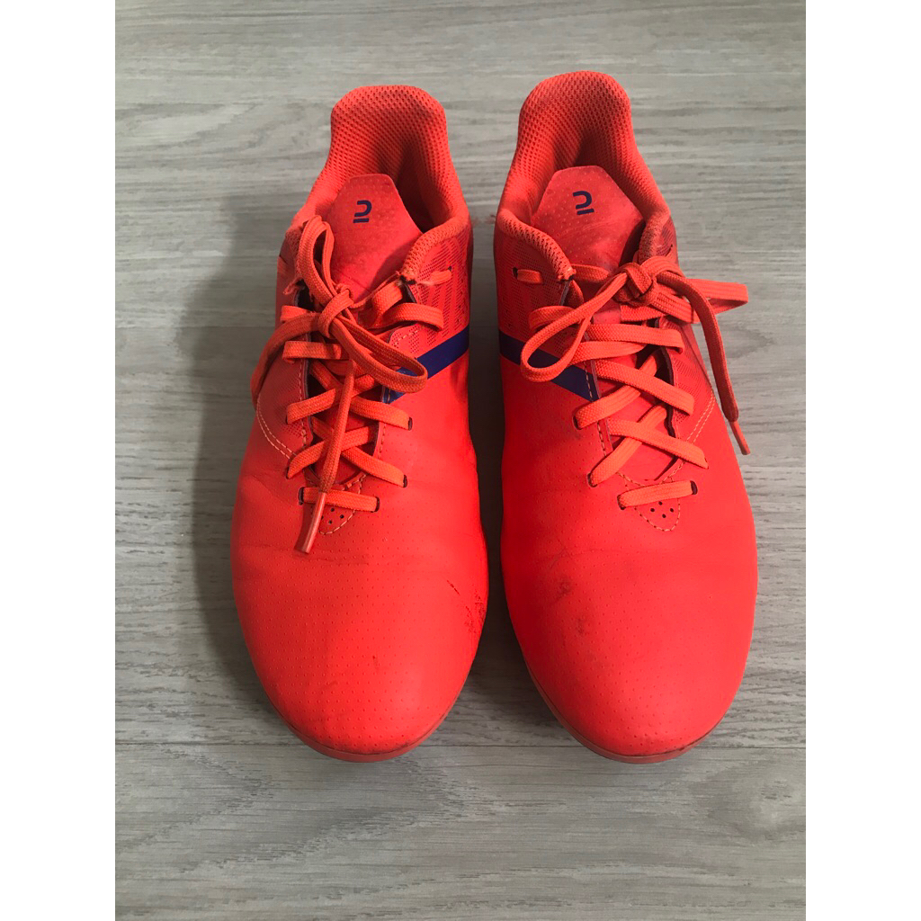 อัพเดท 13/10/68 รองเท้าสตั๊ด รองเท้าฟุตบอล KIPSTA ไซส์ 23.5 cm. EU 37