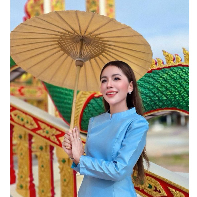 ร่มเชียงใหม่ สีครีม17 นิ้ว20นิ้วกันฝน ขนาดผู้ใหญ่ถือรับผลิตร่มบ่อสร้าง ร่มเชียงใหม่