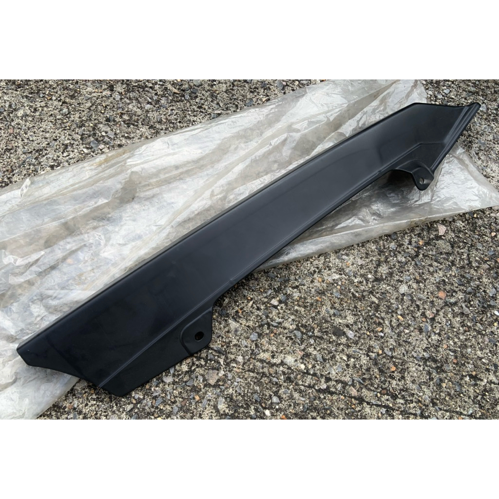 Kawasaki AR125 AR125R บังโซ่ บังเสี้ยว แท้ 36014-1112