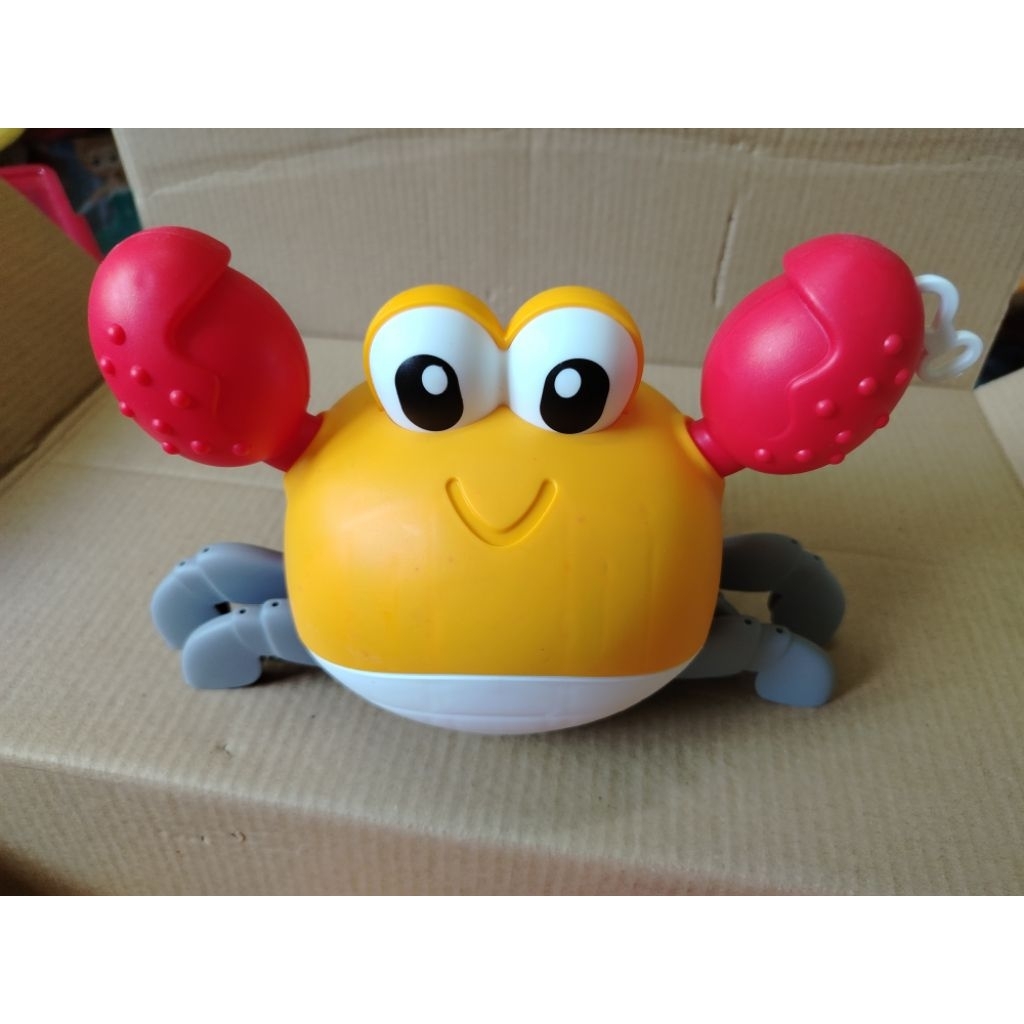 ปูไขลาน​เดินได้​  ลงน้ำได้​ Funny​Crab