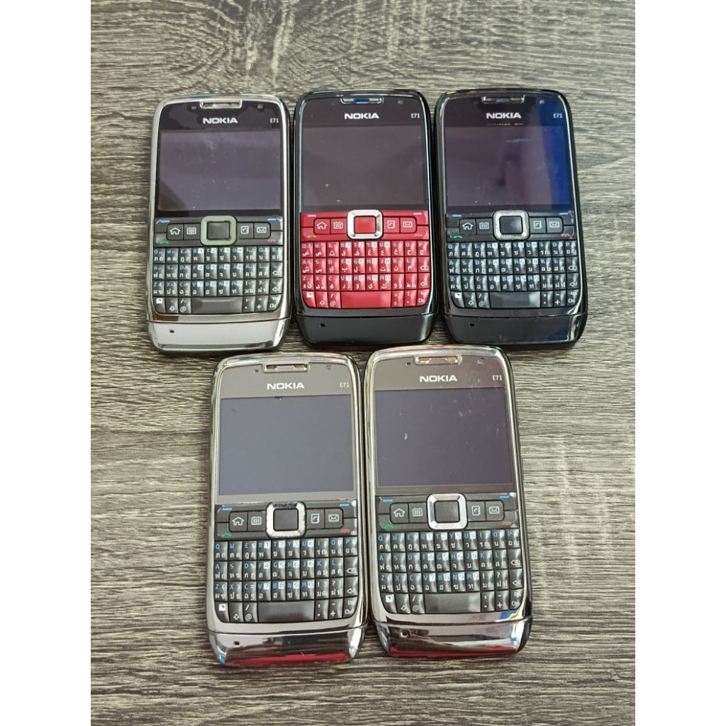 Nokia E71 / Nokia E72 แท้ศูนย์สภาพดี พร้อมใช้งาน แบตเก็บไฟได้ดี