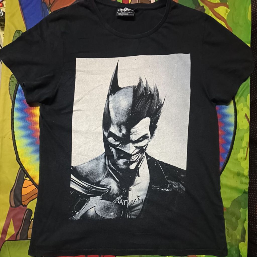 เสื้อยืดมือสอง ต่างประเทศ หนัง The Dark Knight Batman Vs Joker Size M.อก21/ยาว28