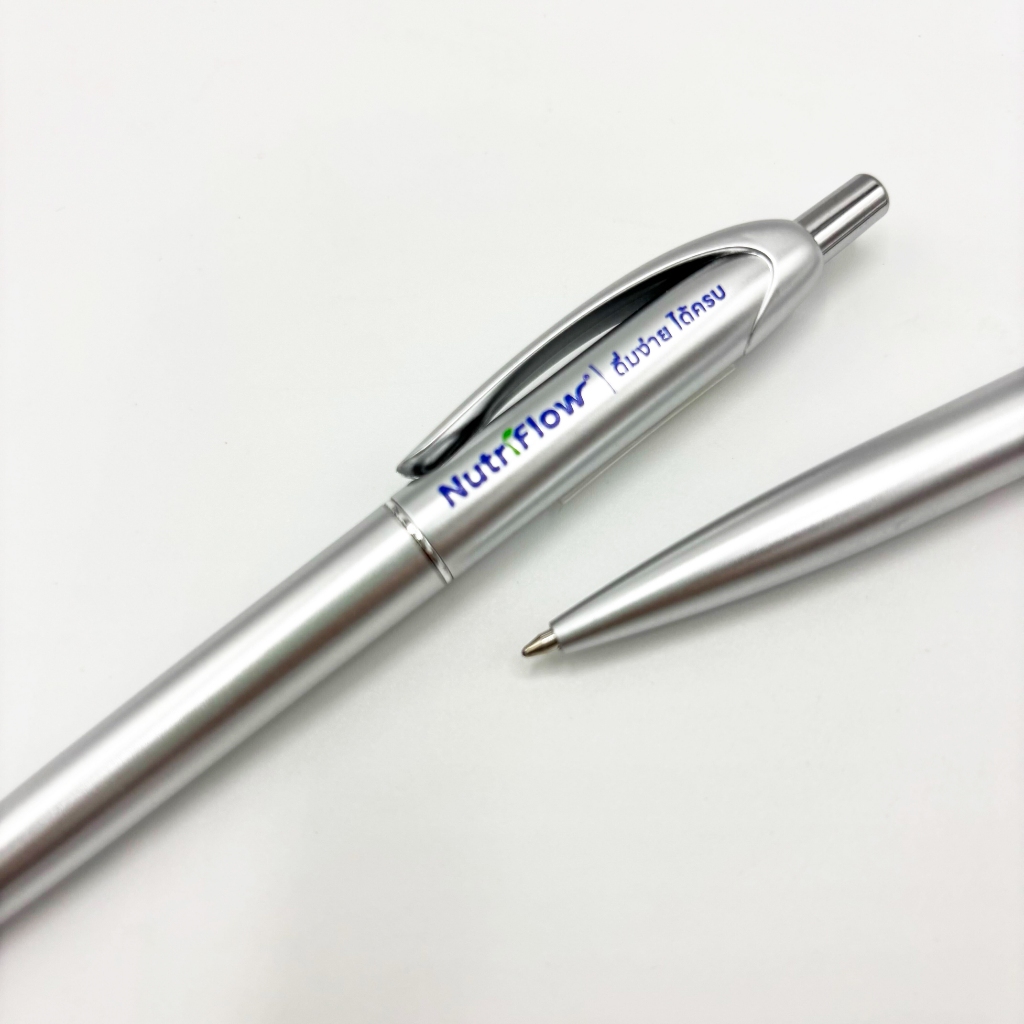 ปากกาลูกลื่น แบบกด สกรีนลาย Nutriflow หัวใหญ่ เขียนลื่น จับถนัดมือ