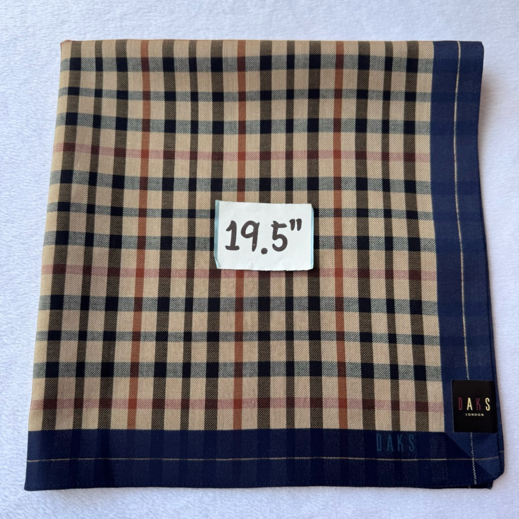 Daks London ผ้าเช็ดหน้า ดัคส์