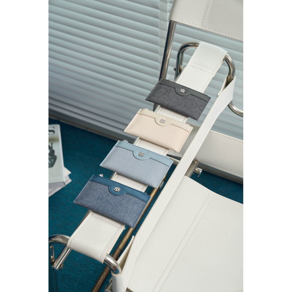 PEROTA “Daisy Card Holder”มาพร้อมกล่อง