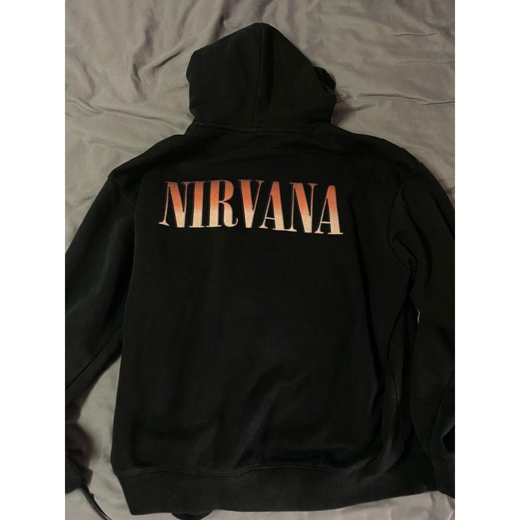 เสื้อฮู้ดH&m nirvana