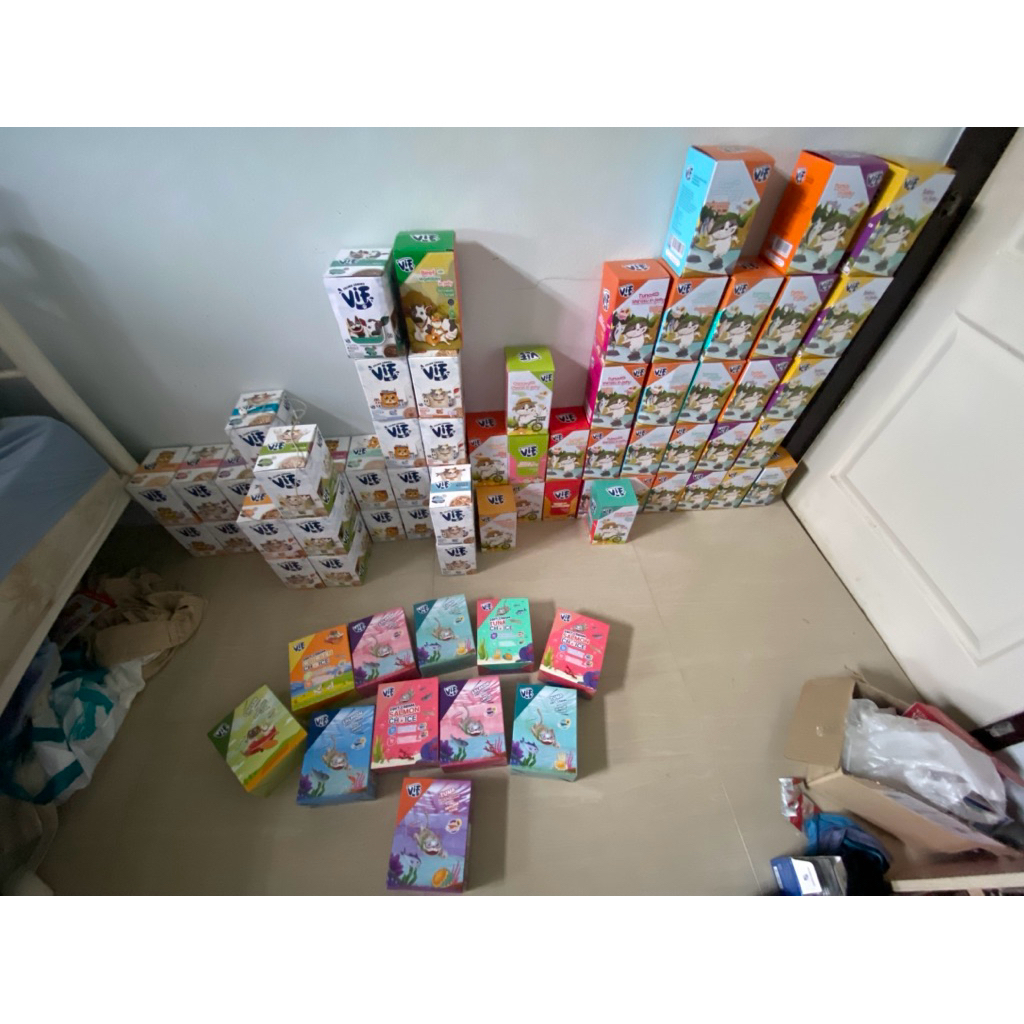 อาหารแมวเปียกวิฟ Vif ❌ไม่มีโทเค็นทางร้านแกะออกนะคะ ❌   หมดอายุ2027-2028
