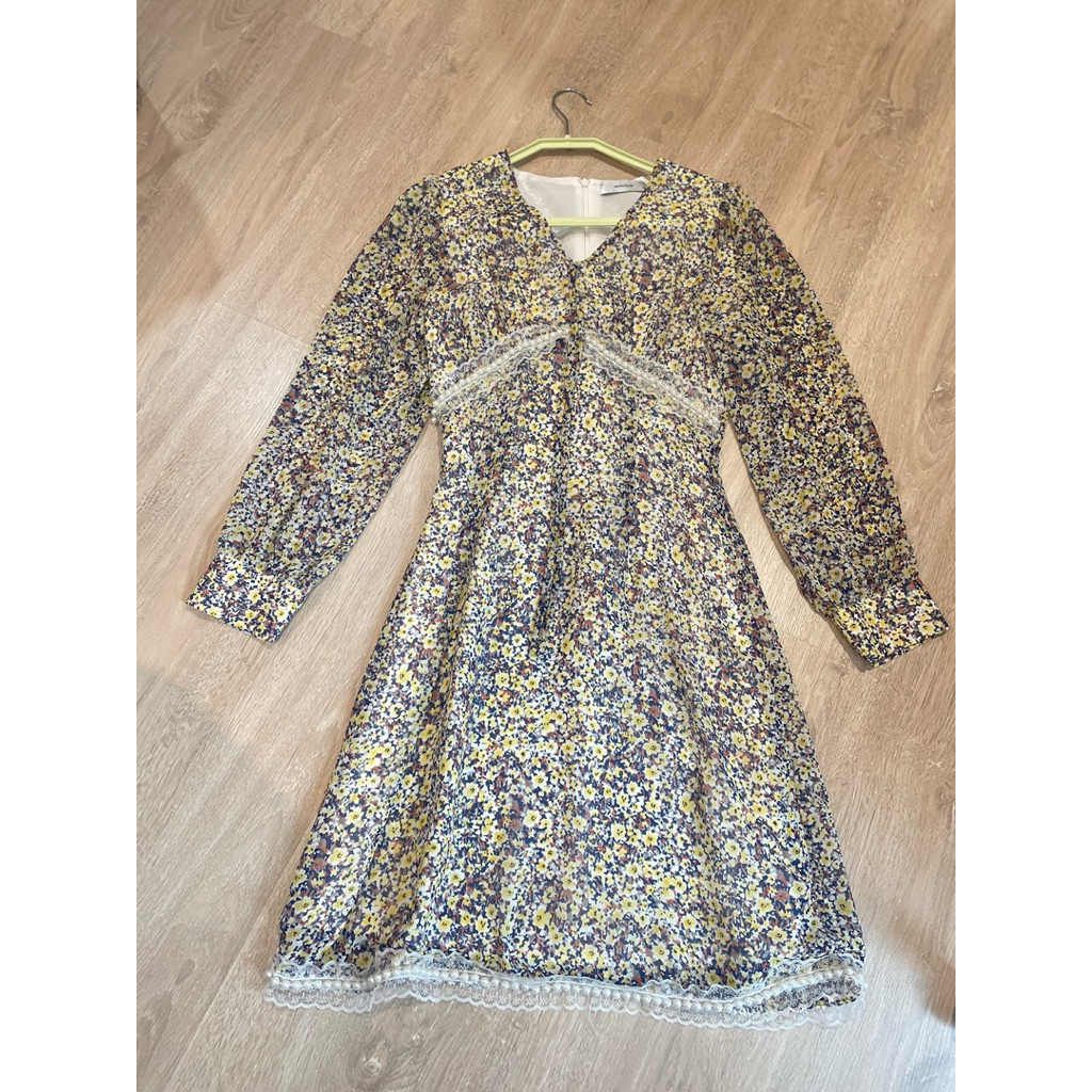 เดรสลายดอกไม้ Jeune style size s