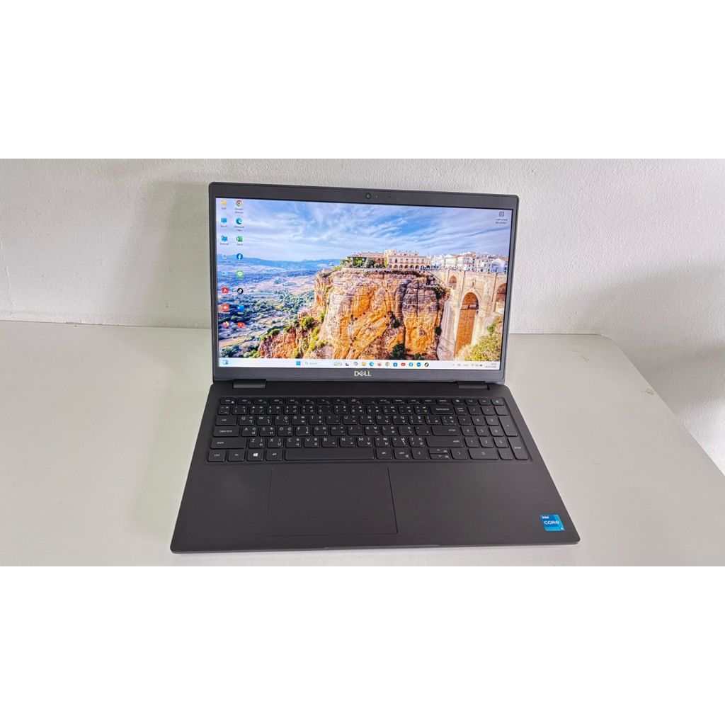 Dell Latitude 3520 i5-1135G7/M.2 256GB+HDD 1TB/RAM 16GB/WiFi 6 /15.6"/Win11OEM เหมาะสำหรับงานออฟฟิศ