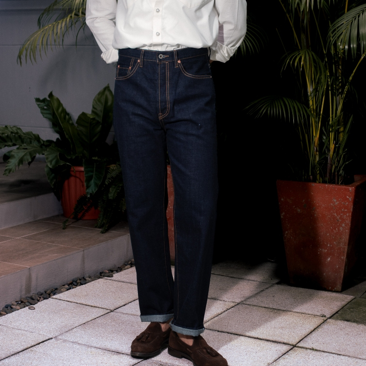 [HWDW-FRAW]กางเกงยีนส์เอวสูงผ้าดิบ High Waist 90s jeans "F**g RAW"