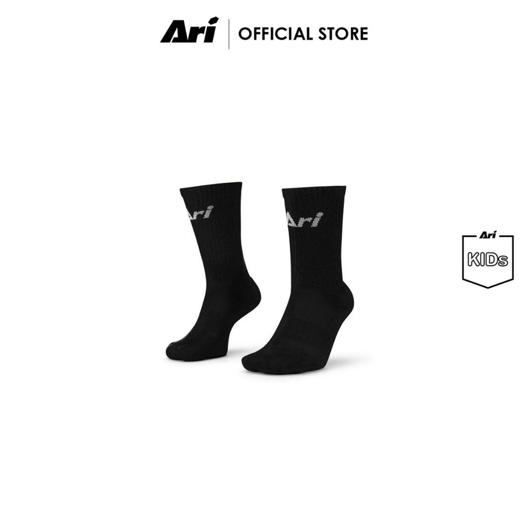 ARI JUNIOR CREW SOCKS - BLACK (AHW1212-01) ถุงเท้าครึ่งแข้ง เด็ก อาริ สีดำ