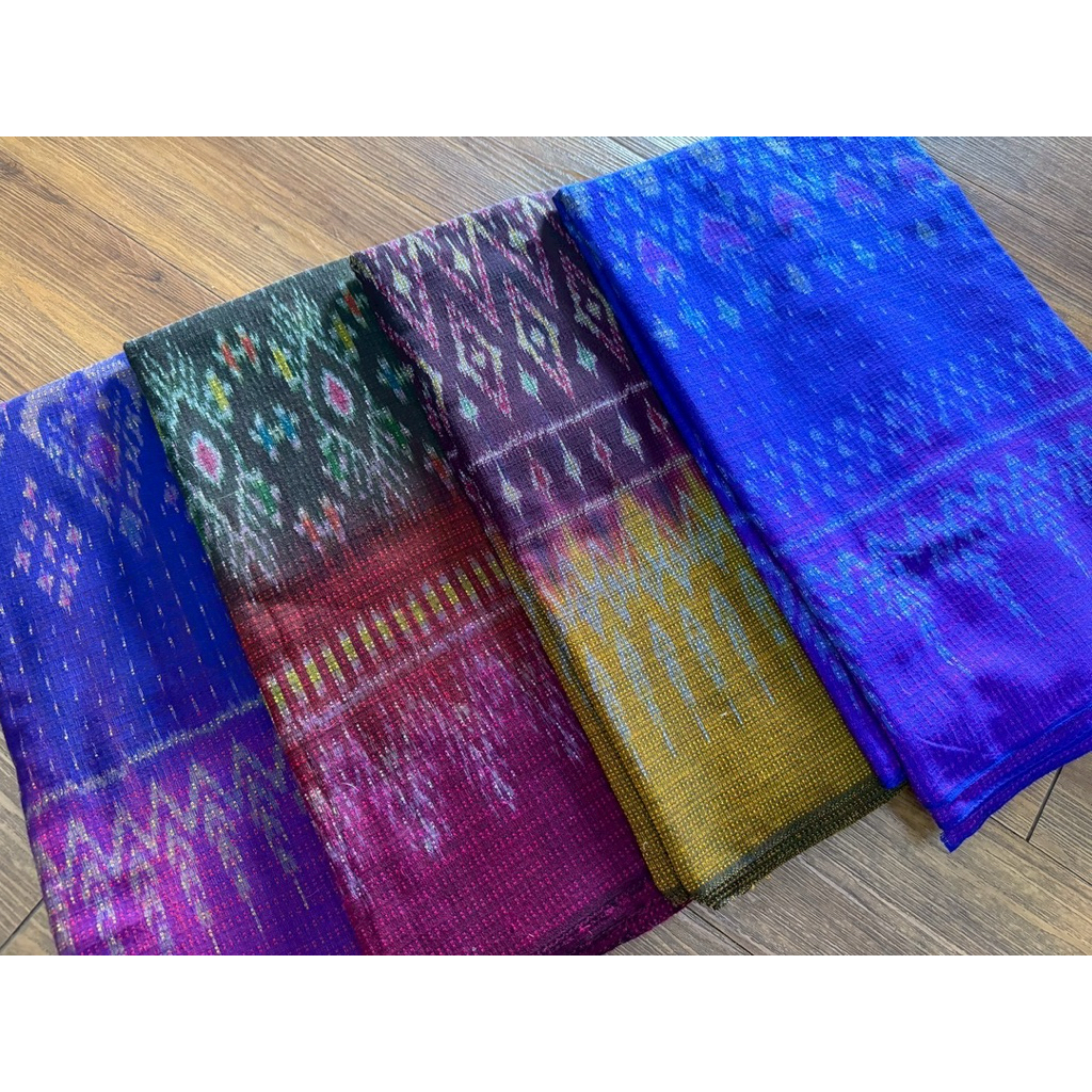 ผ้าฝ้ายมัดหมี่ลพบุรีทอมือ 4 ตะกอ
