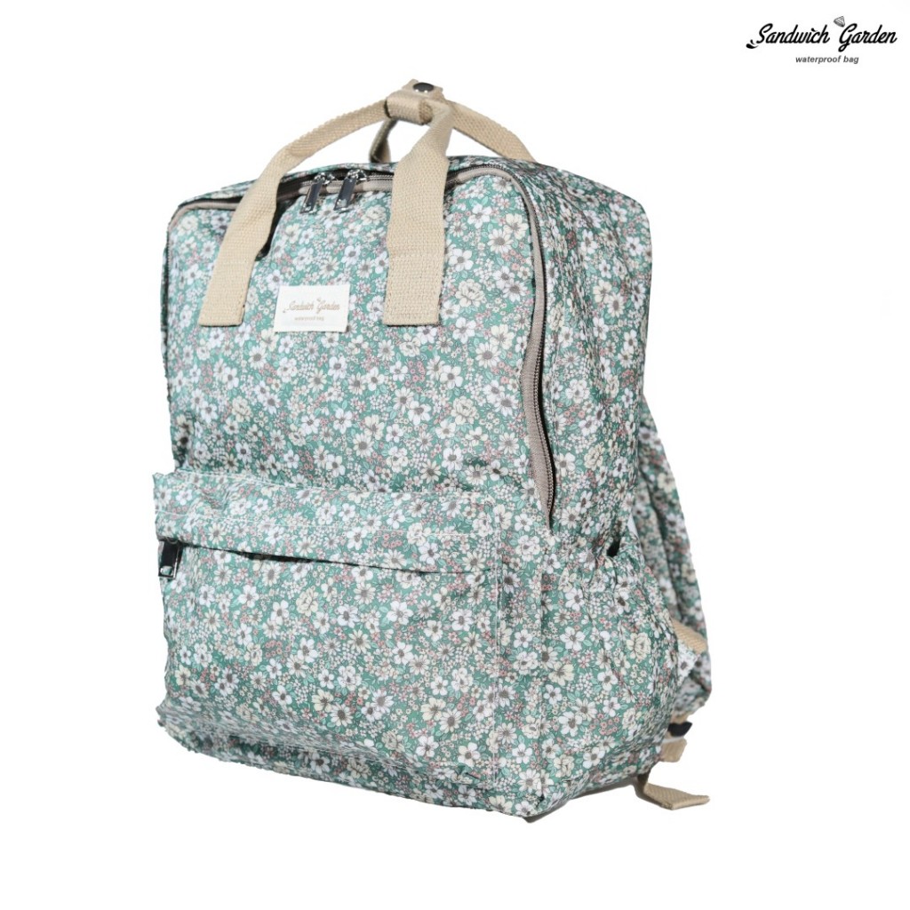 กระเป๋าเป้สะพายหลัง  วัสดุผ้าเคลือบกันน้ำแบบเนื้อด้าน แบรนด์ Sandwich Garden