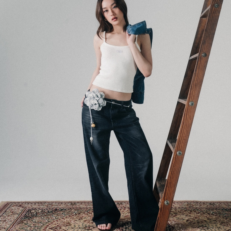 ams.commune กางเกงยีนส์ทรงแบ็คกี้ baggy jeans สีดำ (มีรอบส่งของทุกวัน)