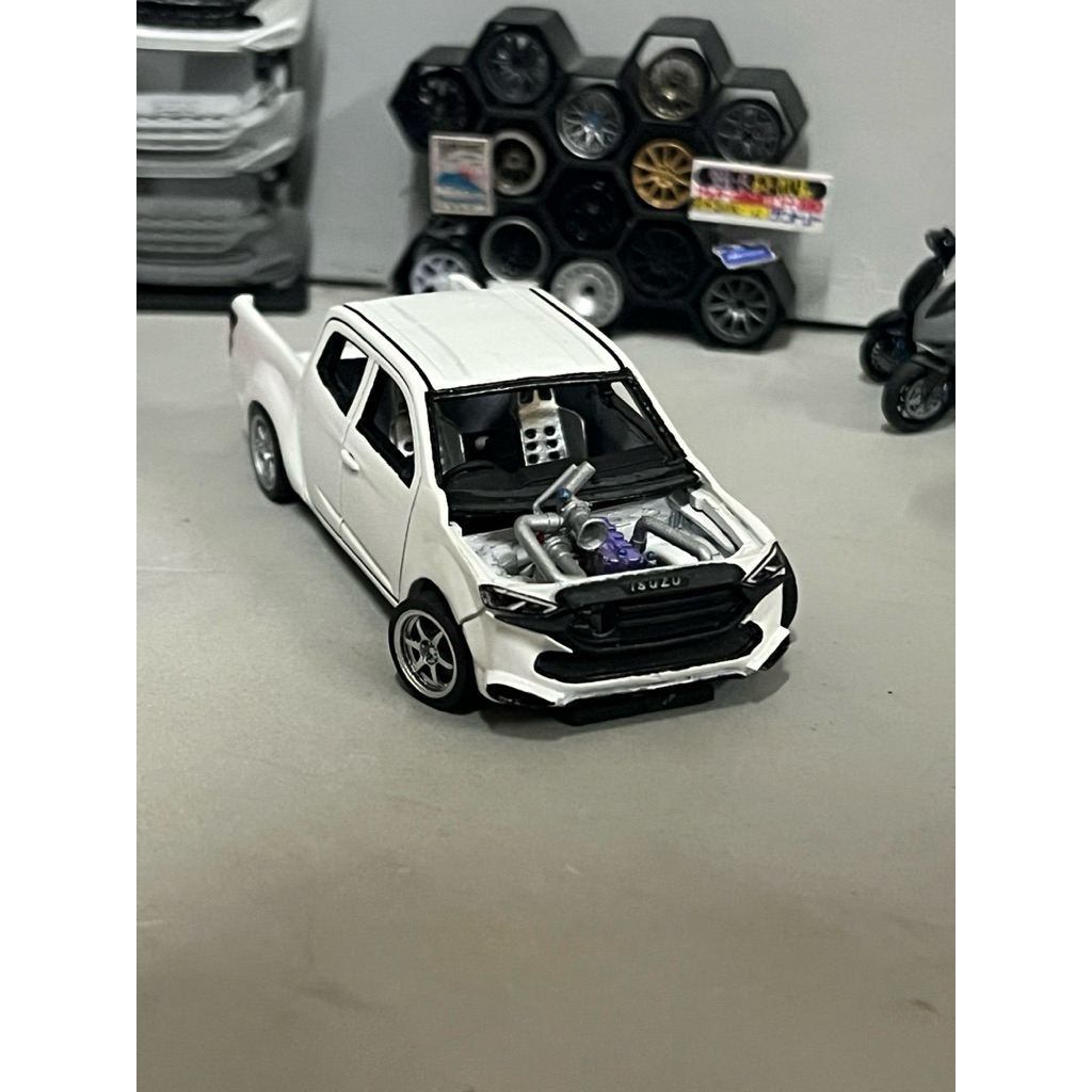 โมเดลรถกระบะเรซิ่นปริ้น3มิติ isuzu d max ขนาด 1/64