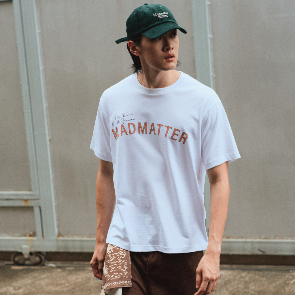 Madmatter - Rare Well Found Tee เสื้อยืด คอกลม พิมพ์ลาย