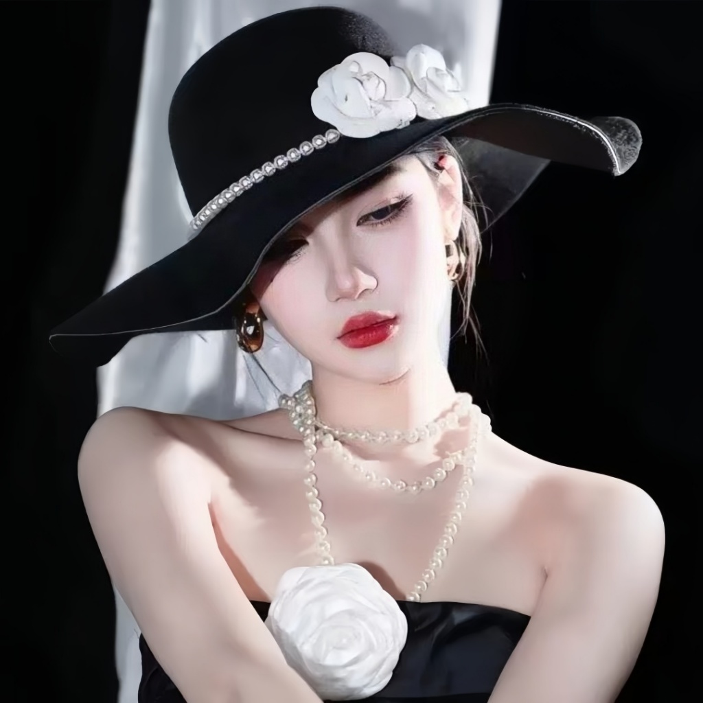 หมวกหญิงกระฎุมพี สไตล์เฮปเบิร์น ✨ ปีกกว้าง ไข่มุก และความคลาสสิกเหนือกาลเวลา