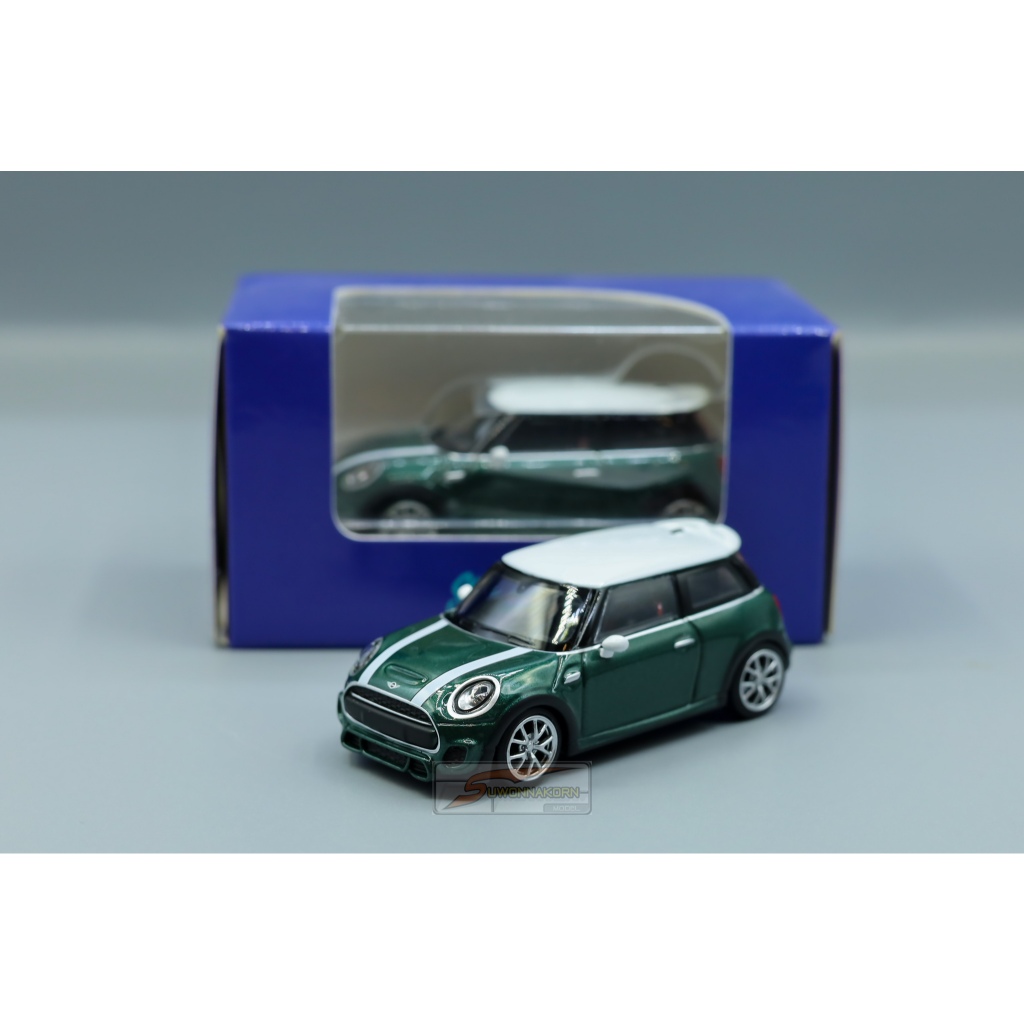 Stance Hunter 1/64 Mini Cooper JCW(F56) Green
