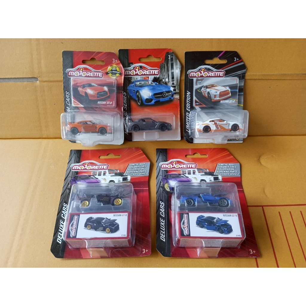 Majorette Limited Edition Mix Nissan GT-R รวม จีทีอาร์ ลิมิเต็ด อิดิชั่น รถเหล็ก 1/64 (แพ็คไม่สวย) ของแท้ มือ 1