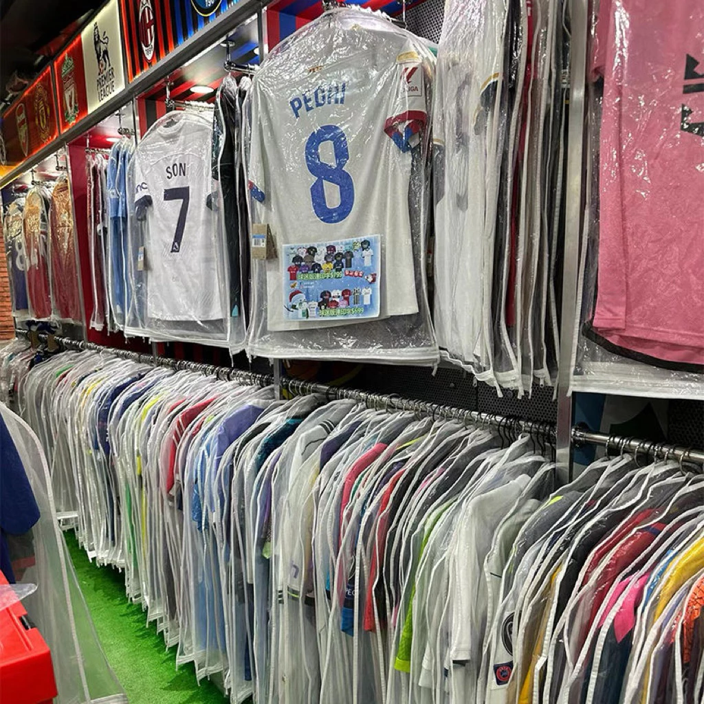 ถุงคลุมเสื้อแบบใส มีซิปด้านล่าง เสื้อโชว์/เสื้อสะสม กันฝุ่นกันน้ำ thumbnail 5