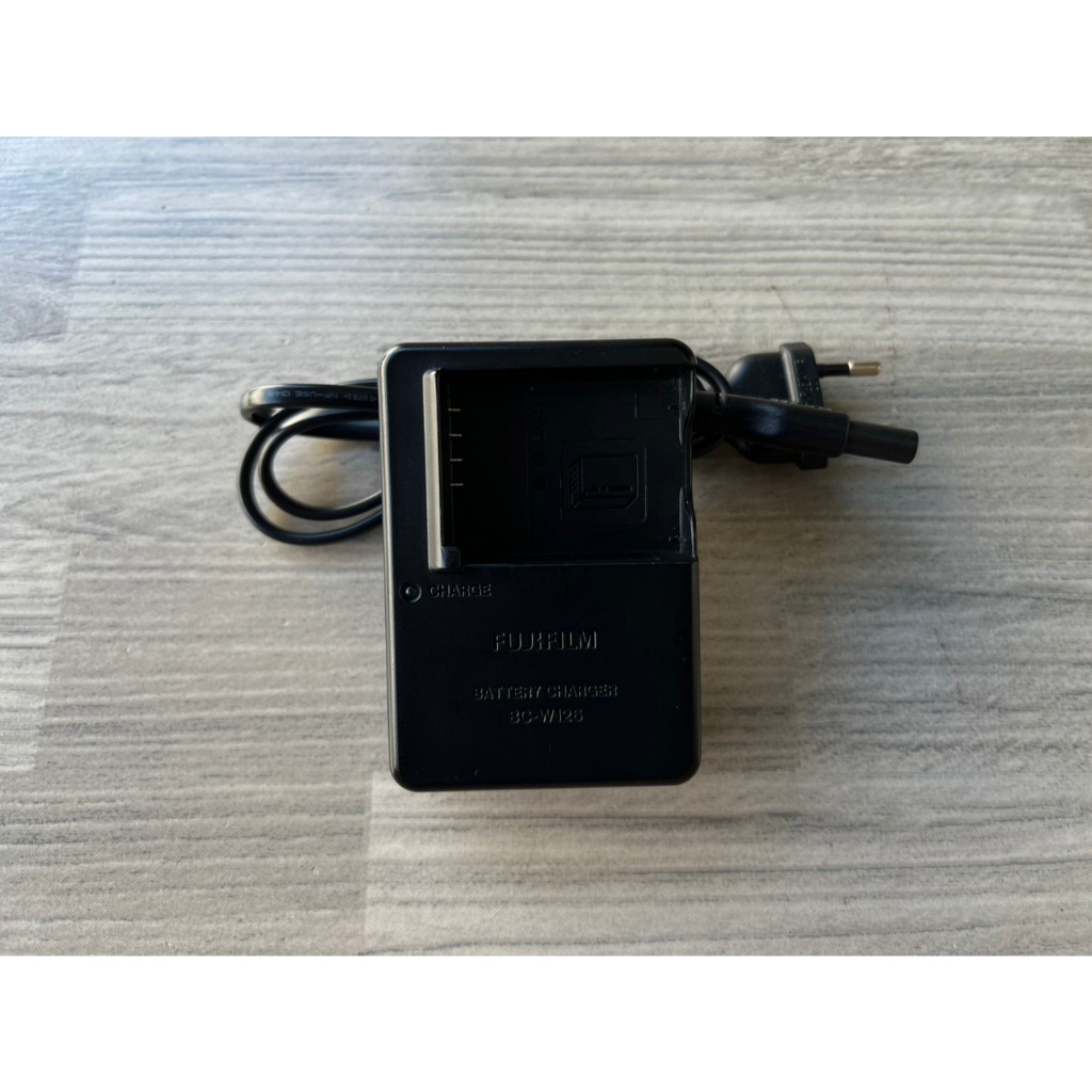 แท่นชาร์จ รางชาร์จ สายชาร์จแบต NP-W126 / NP-W126s กล้อง Fuji XA2 XA3 XA5 XA7 XA10 XT200 XT30 X100F X