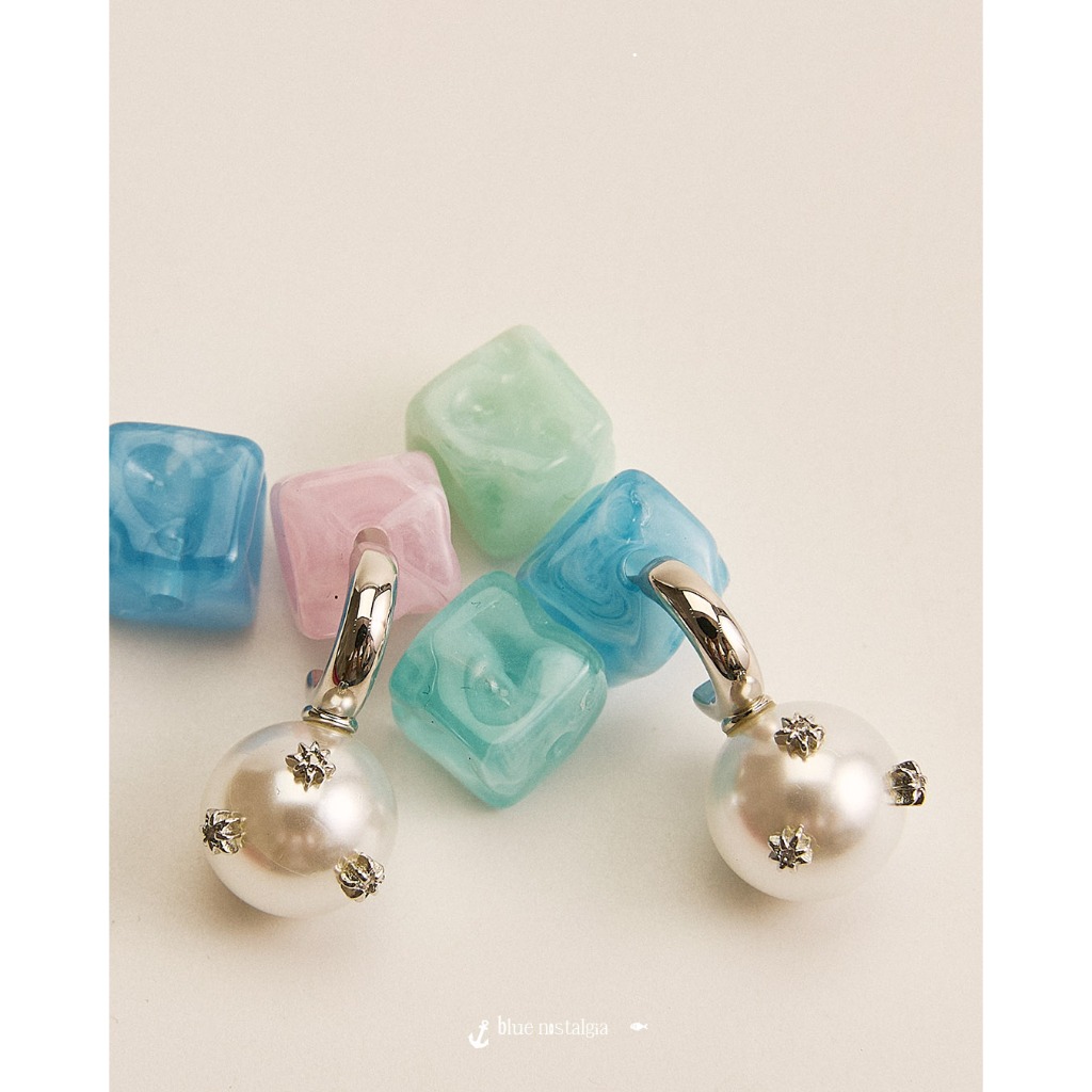 Julys - serenity pearl stud earrings