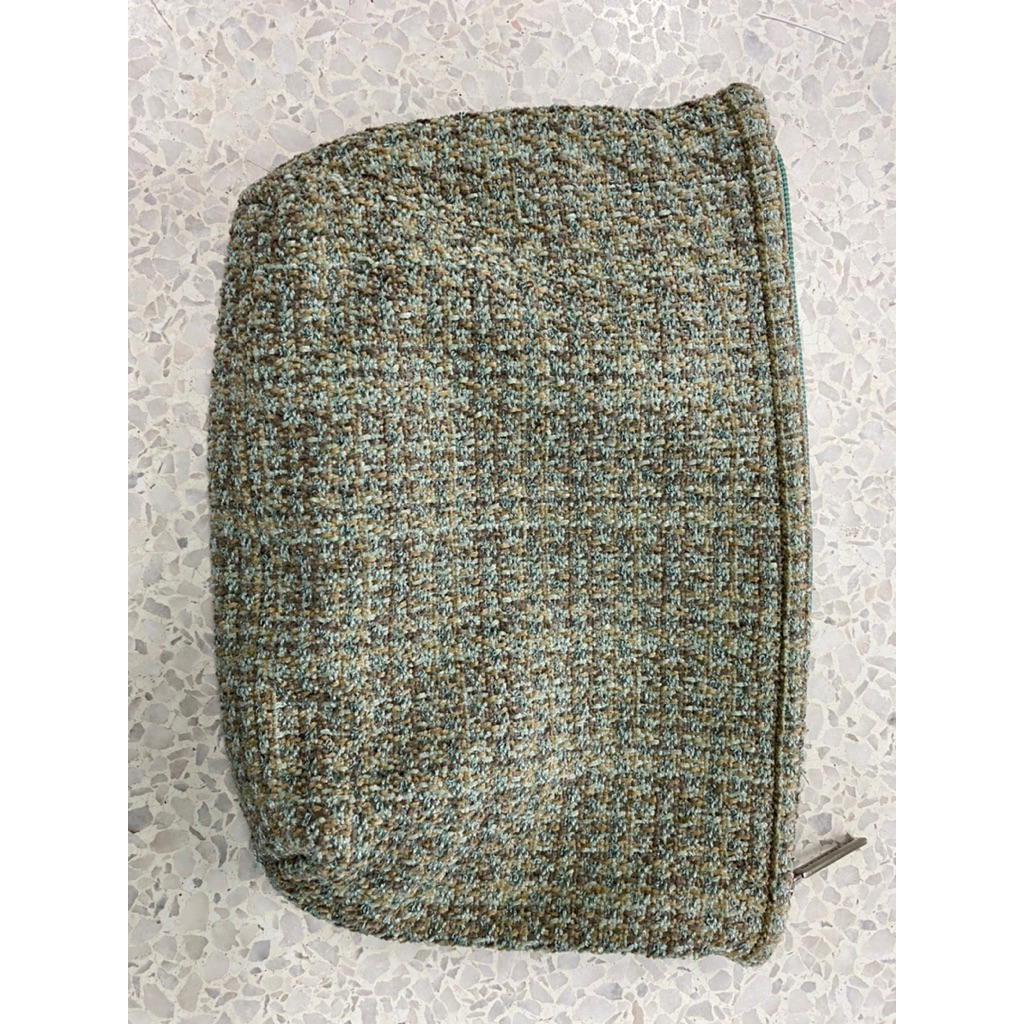 กระเป๋าใส่เครื่องสำอาง Jim thompson เหมือนใหม่