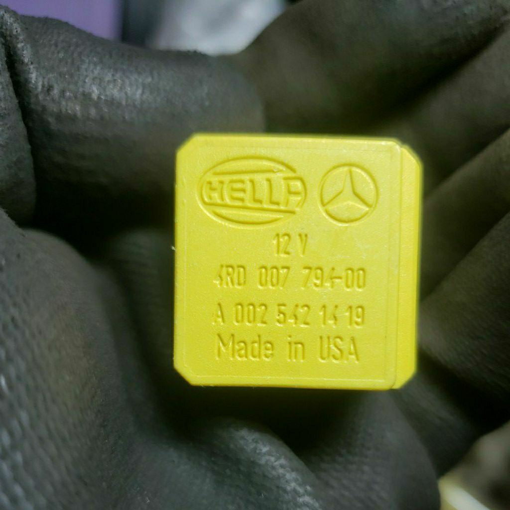 รีเลย์เบนซ์ HELLA USA  A0025421419 4R0007794-00 5-Pin 12V  For Mercedes Benz AE C M S R Class A 002 