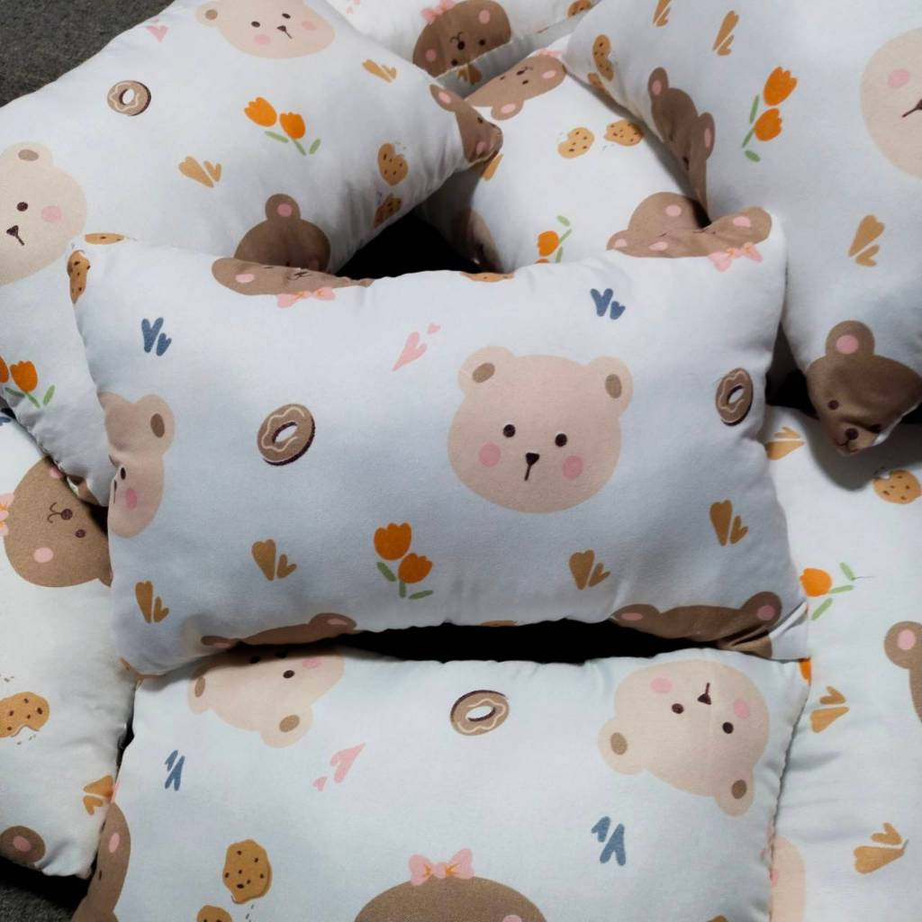 หมอนใส่ที่นอนเด็กอนุบาลคอตตอลทีซี(CTCหมีขาว) ขนาดเล็ก 10*16 นิ้ว ไส้ในยัดใยสังเคราะห์เกรดA ไม่ทำให้เ