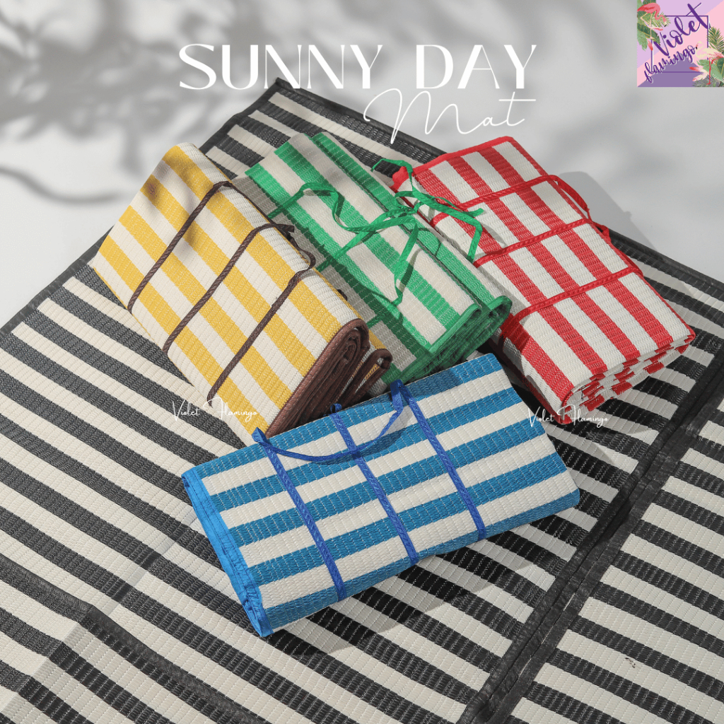 Violet Flamingo - Sunny Day Mat – เสื่อปิคนิคพกพา ลายทาง ขนาด 180x180 ซม. มี 5 สี กันน้ำ พับเก็บง่าย พร้อมหูหิ้ว พกพาได้