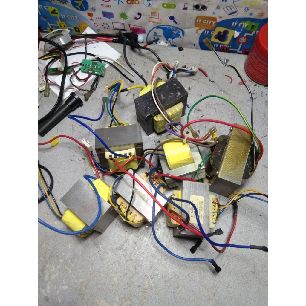 หม้อแปลง ถอดจากเครื่องสำรองไฟ 500w เข้า220v ออก12v ราคาถูก สุดคุ้ม