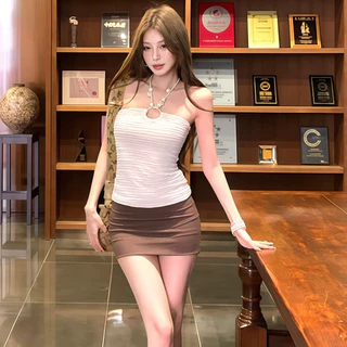 BIK พร้อมส่ง🔥เสื้อสายเดี่ยว+กระโปรงเอ ผ้าฝ้ายนุ่ม สวมใส่สบาย ฟิตตัว เซ็กซี่และน่ารัก เหมาะสำหรับถ่ายรูป สไตล์เกาหลี