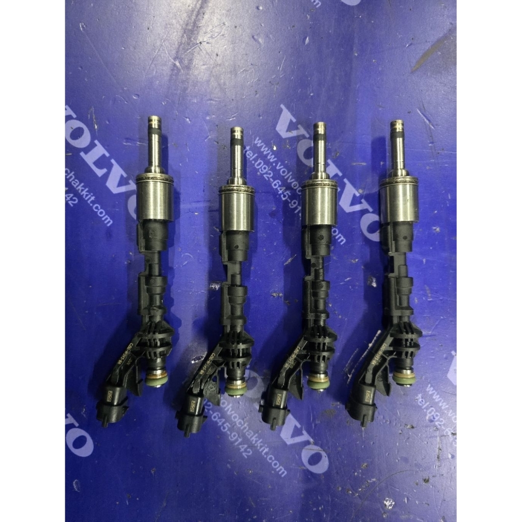 หัวฉีดน้ำมันเบนซิน Bosch fuel injector for volvo engine S80 S60L V40 1.6T