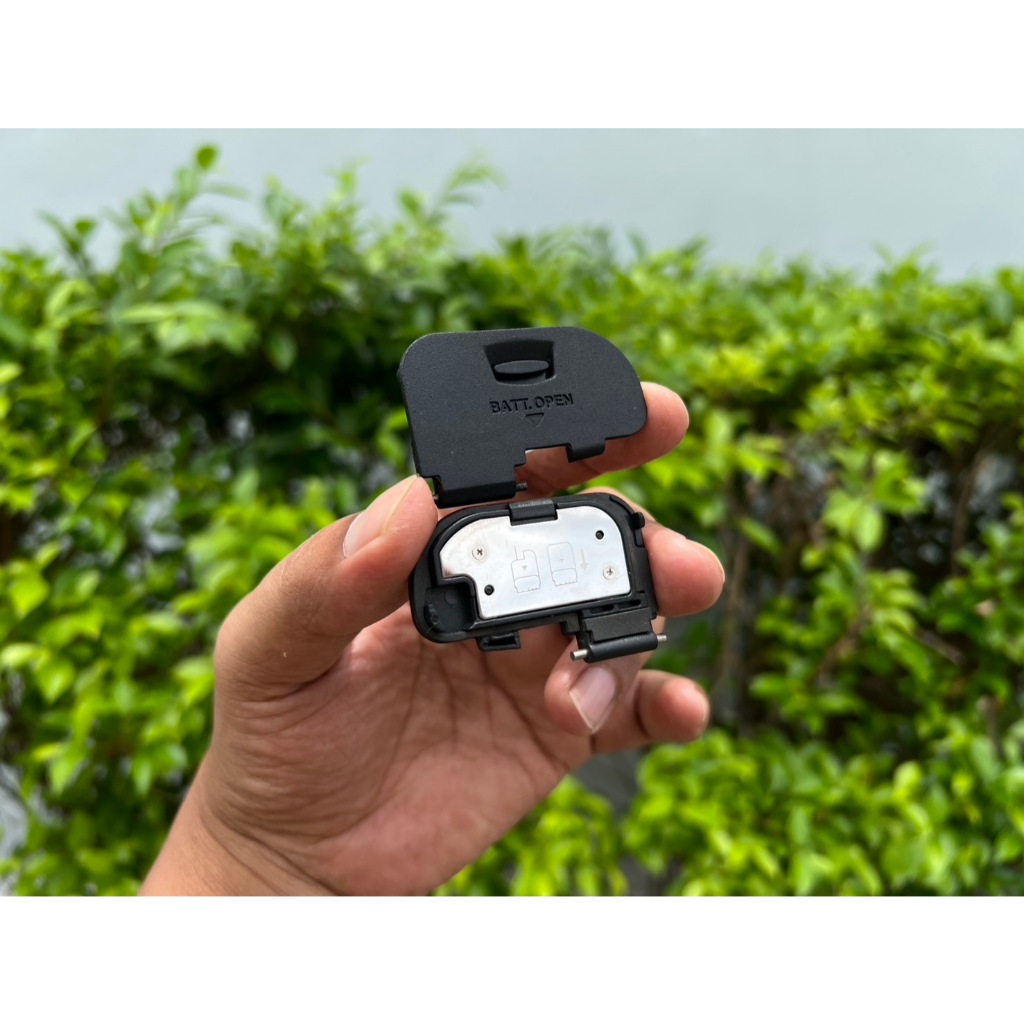 ⚡ร้านไทย⚡ฝาปิดแบตเตอรี่ Battery cover Canon 70D / 80D