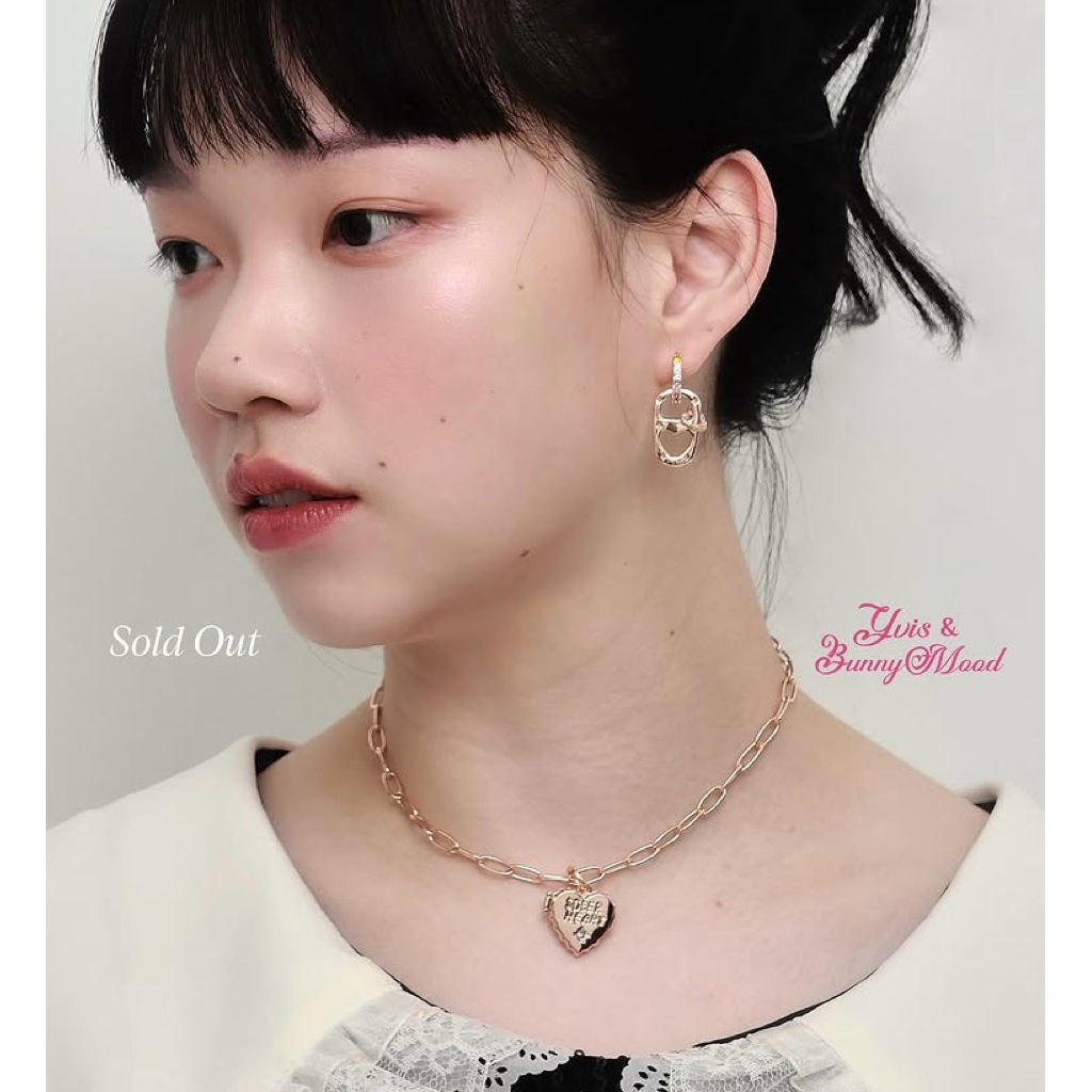 (NEW) Yvis x Bunny shoot ♥️ Rose gold necklace