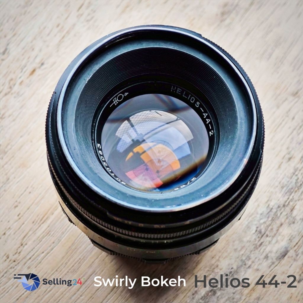 เลนส์มือหมุน Helios 44-2 58mm f2 portrait Lens M42 Mount USSR. Bokeh Swirly