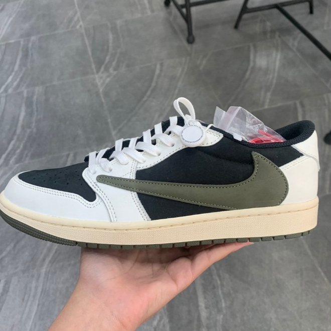 NIKE JORDAN 1 LOW TRAVIS SCOTT OLIVE