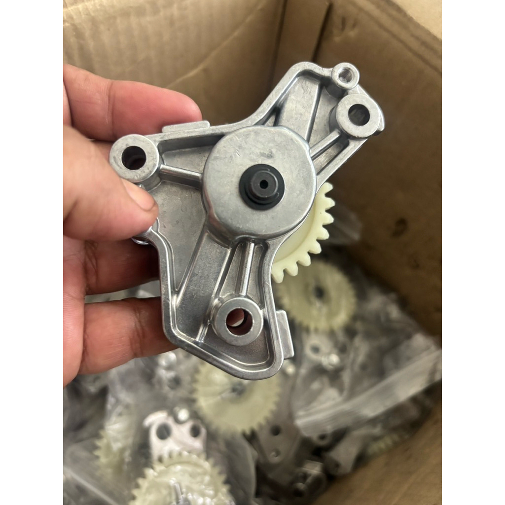 ปั๊มน้ำมันเครื่อง wave 125 ลูกปั๊มโต